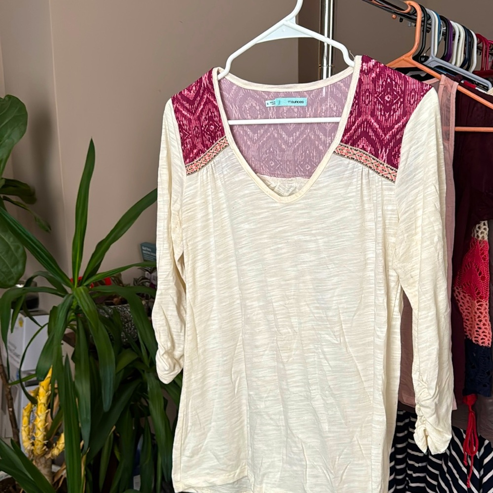 Three-quarter length white tunic